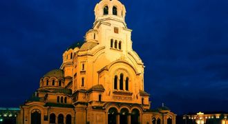Храм-паметник „Свети Александър Невски“