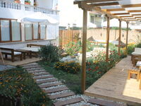 Villa Yanis