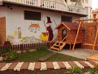 Villa Yanis