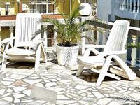 Villa Yanis