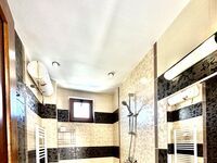 Villa Yanis