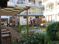 Villa Yanis