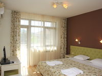 Hotel Zvezda