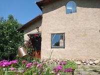 Guest house Cob house Adonai