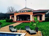 Вила под наем Castello Rеsidence