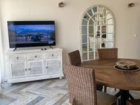 Апартамент под наем Coastal Home