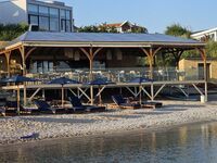 Вила под наем Luxury Villa Lozenets