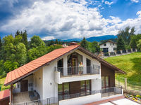 Вила Mountain Hill Luxury Villa