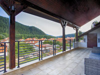 Вила Mountain Hill Luxury Villa