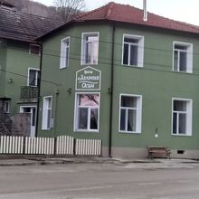 Ели Ланс