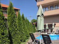 Къща за гости Пелеви