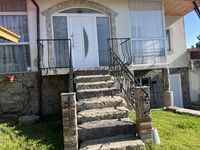 Стаи за гости Начовата къща