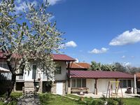 Стаи за гости Начовата къща