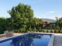 Villa for rent Gnezdoto