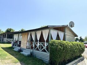Bungalows Beach Quest