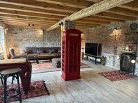 Вила под наем The Old School