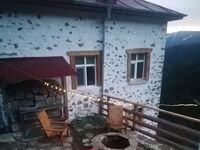 House for rent Slivovi
