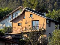 Вила под наем The White Hills House
