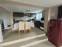 Вила под наем The White Hills House
