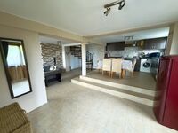 Вила под наем The White Hills House