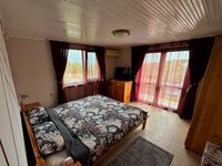 Вила под наем The White Hills House