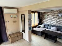 Вила под наем The White Hills House