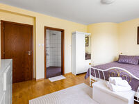 Guest house Lotos