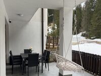 Вила Четири сезона