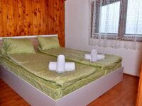 Къща за гости Ленови