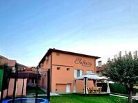 Guest house Infiniti