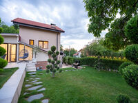 Guest house Village House 